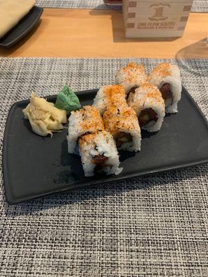 Spicy tuna roll