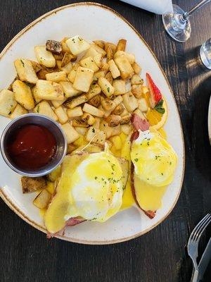 Eggs Benedict made to perfection