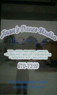 JEAN'S DANCE STUDIO