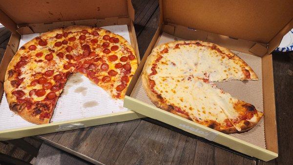 One large pepperoni and one medium extra cheese. Both thin crust.