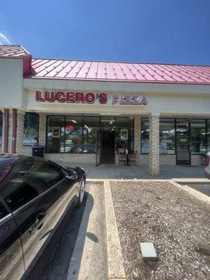 Lucero's Pizza Storefront