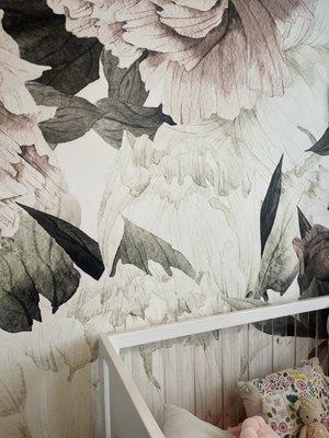 Dreamy mural, floral wallpaper