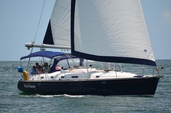 Sailboat Rentals - Luxury Beneteau 461