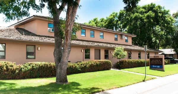 Outside view of Longmont dental office, Longmont Complete Dentistry.