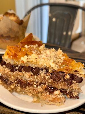 chocolate hazelnut baklava