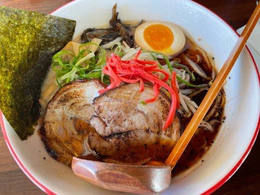 Black garlic ramen