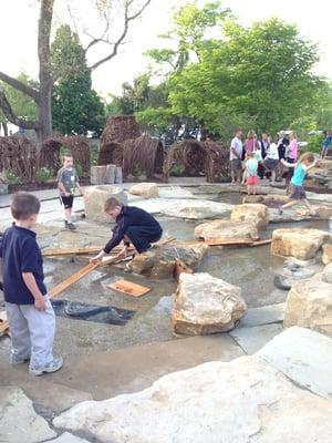 Discovery Ridge at the Cleveland Zoo, designed by Learning Landscapes..