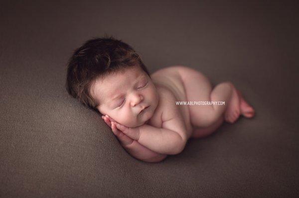 San Diego newborn photographer, best newborn photographers, newborn baby photos, infant baby pictures, newborn pictures in San Diego