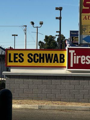 Les Schwab