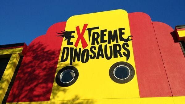 Extreme Dinosaurs