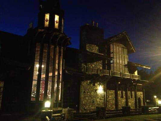 The castle at night