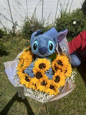 Stitch sunflower bouquet