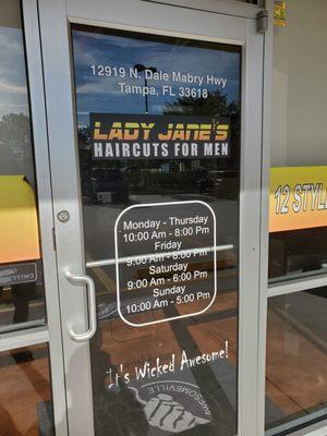 Lady Jane's Haircuts For Men