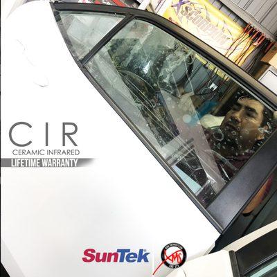 we installed in this toyota corolla a suntek film CIR heat rejection, lifetime warranty