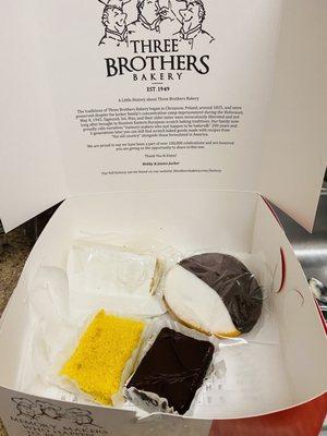 Black and White cookie, Lemon Bar, Brownie, and a Slice White Cake... had a taste of each, was awesome!!