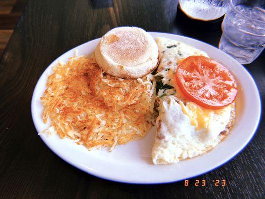 Spinnaker Omelet with Hashbrowns