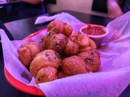 Famous Garlic Knots