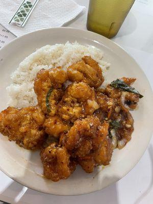 Garlic shrimp with chili sauce