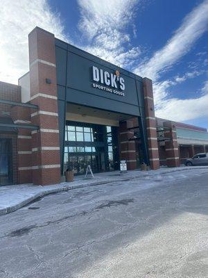 DICK'S Sporting Goods