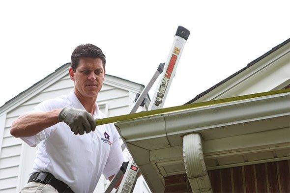 Experienced in gutter repair, bathroom caulking, and local services. Your trusted 'handyman near me.'
 (248) 781-2262