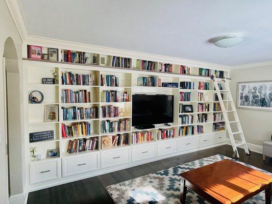 Book shelves (1 of 2)