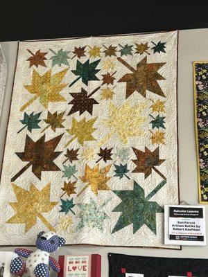 A quilt kit sample ( I bought one!)