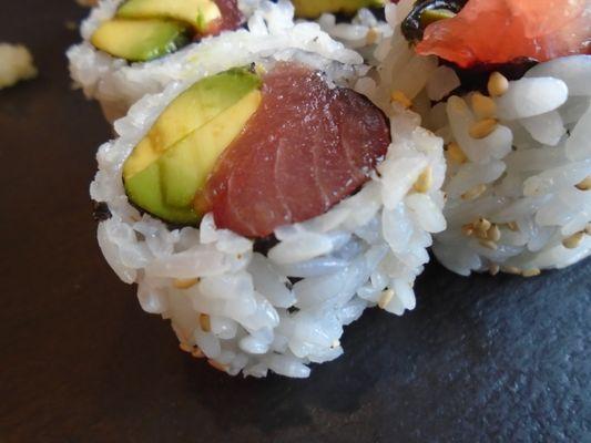 Tuna avocado sushi roll.