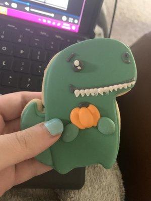 HOW CUTE DINO SUGAR COOKIE