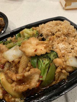 Hunan Sauteed Chicken Dinner Combo