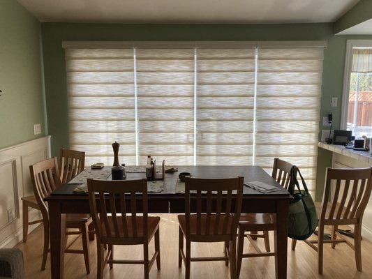 Hunter Douglas Vignettes Roman Shades