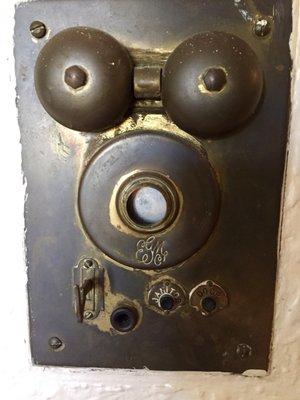 Old fashioned door buzzer