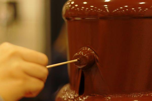 Chocolate fountains!!