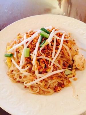 Chickenpad thai was great but could have been much spicier to fit my taste.