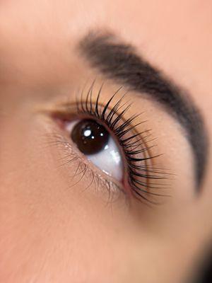 Keratin lash lift lasts 10-12 weeks