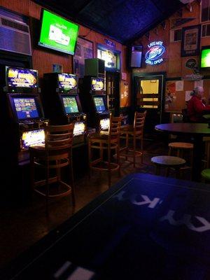 Video Poker on the opposite side of the bar