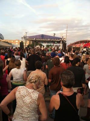 Outdoor Concert: Edward Sharpe and the Magnetic Zeros