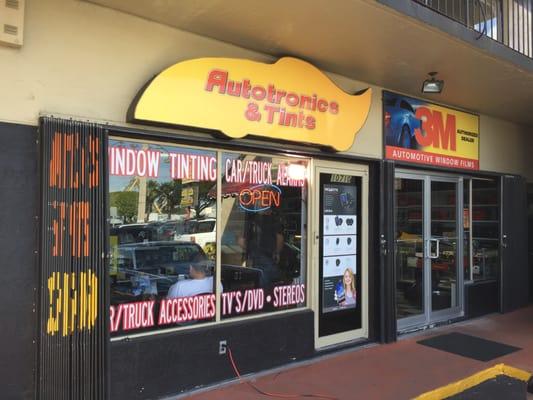 Autotronics Tints of Miami Storefront