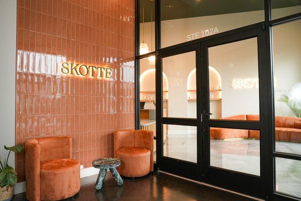 Welcome to Skottē Esthetics Co.! Our warm, inviting space is designed to make you feel relaxed and ready for your self-care experience.