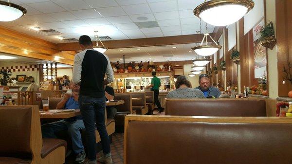 Seating Area at Big Boy Tecumseh