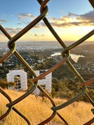 Picking through that's a Hollywood sign