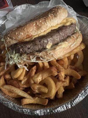 Cheeseburger deluxe with curly fries