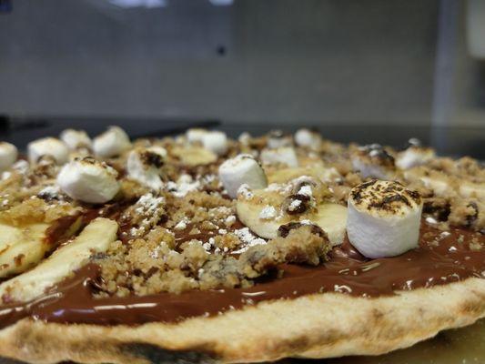 Nutella Pizza