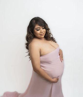 Maternity shoot make up