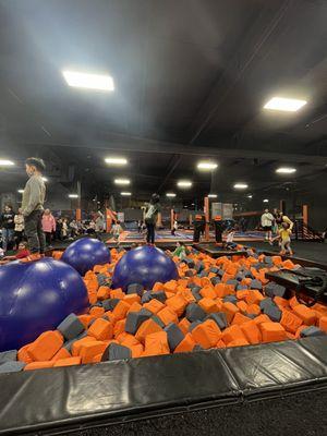 Foam pit