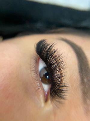 Amazing Lash Studio