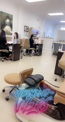 Best nail salon