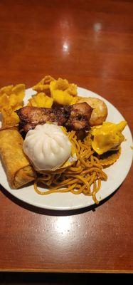 Peach bun, chicken stick, lo mein,  rangoon, egg roll, crab cake, wonton