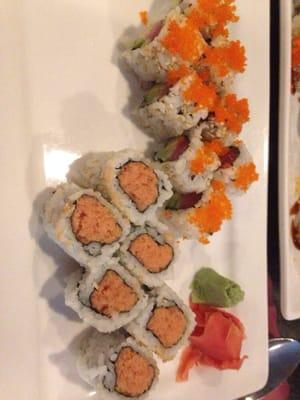 Salmon avocado, spicy tuna roll