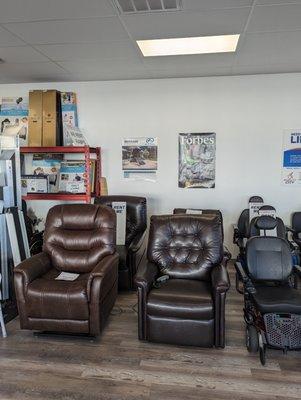 Mobility City of Hampton Roads Norfolk, VA Showroom Lift Chair Recliners and Mobility Scooter Rentals