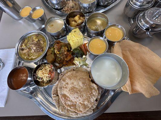 Weekend-special Thali Entrées - Malai Kofta, Mix Veg. Jaipuri, Aloo Tamatar Rassa